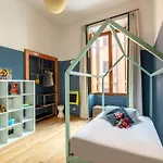 5-Bedroom Holiday Apartments in Campo de Fiori